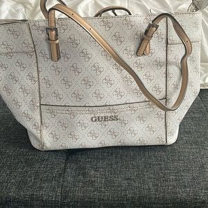 Guess bag